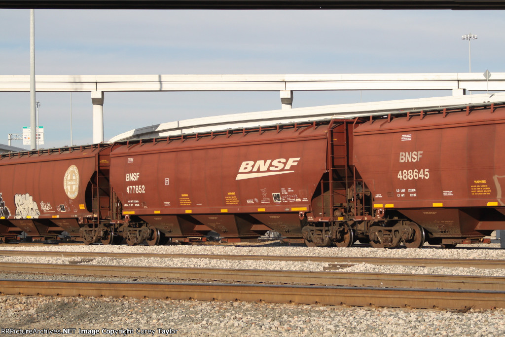 BNSF 477852